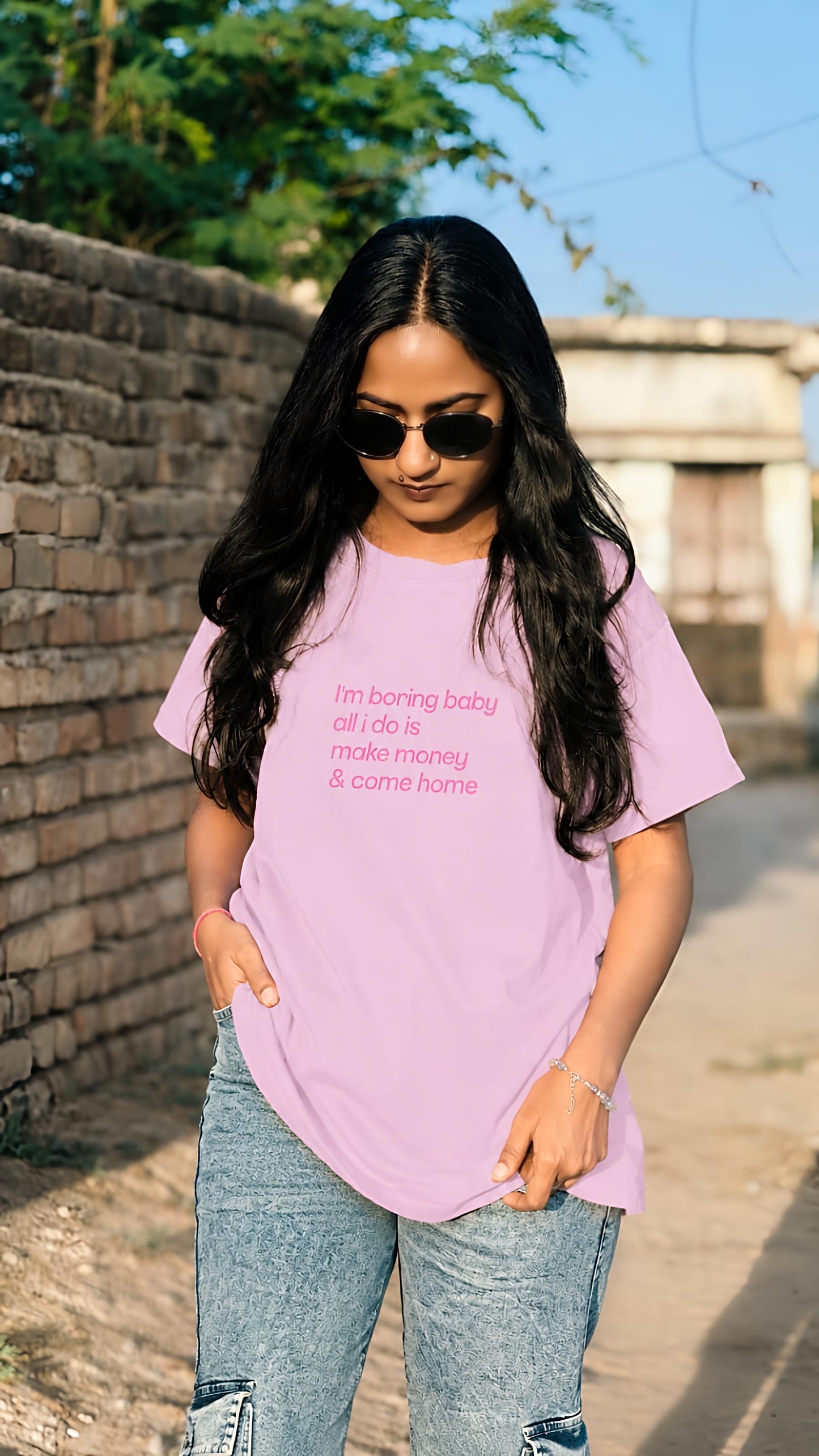 Boring Baby – Women’s Minimal Oversized T-Shirt