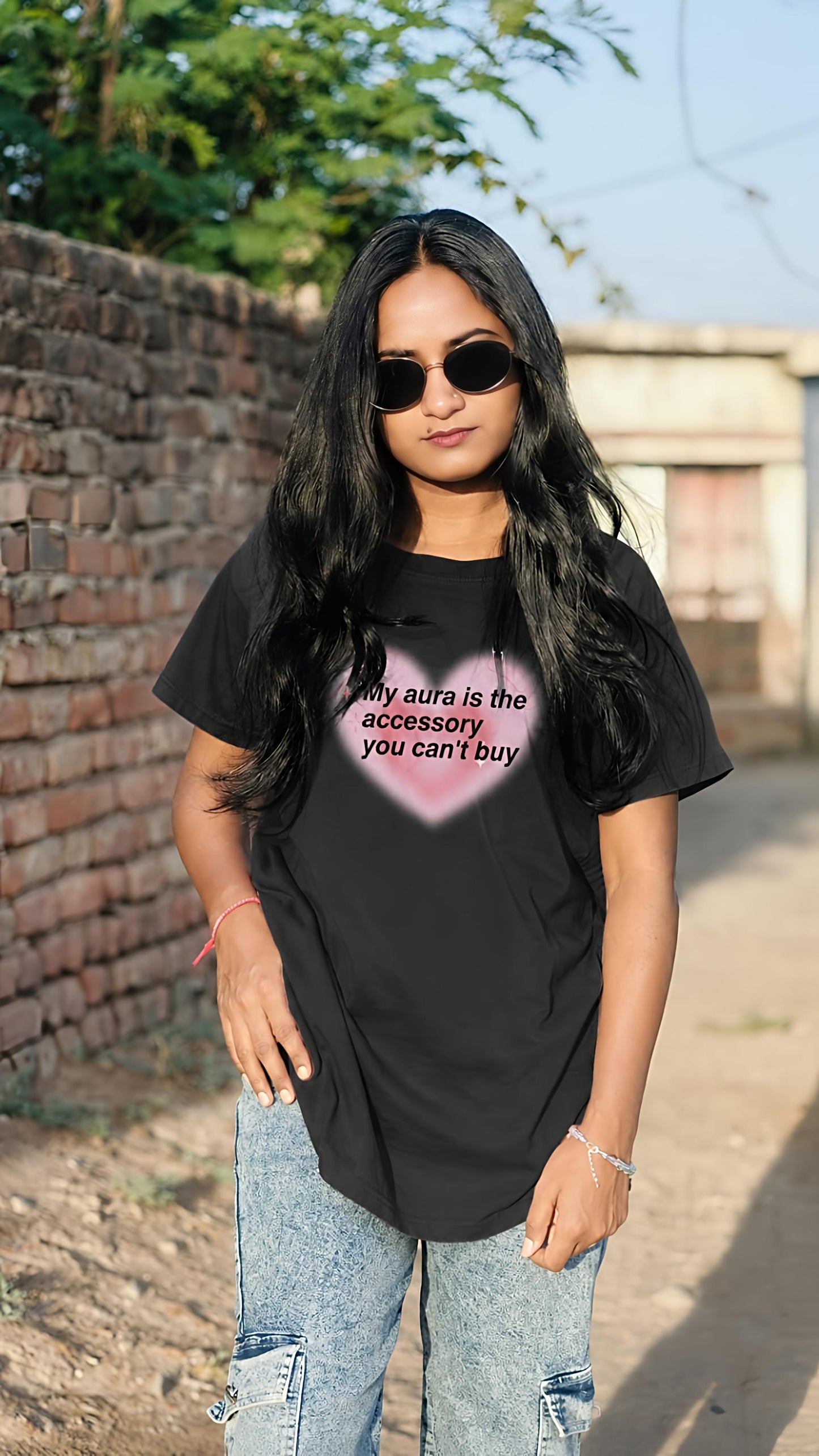 Aura Energy – Women’s Oversized T-Shirt